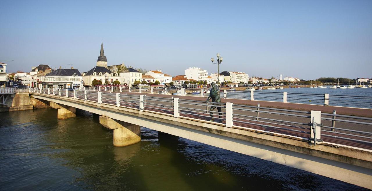 Apartment Le Lys De 300 M Pour 4 Personnes Saint-Gilles-Croix-de-Vie